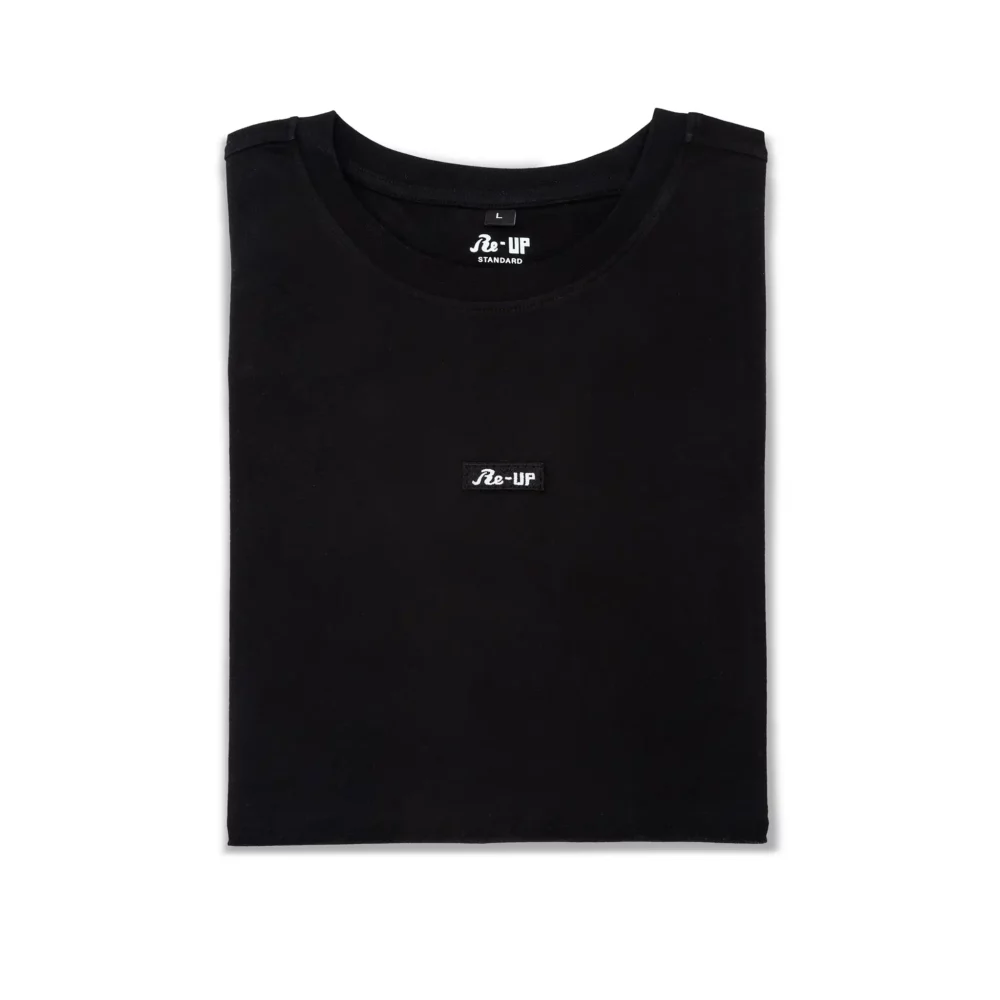 BLACK-TEE